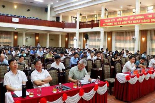 Sơn Tây: Tăng cường tiếp xúc, đối thoại, lắng nghe ý kiến của Nhân dân