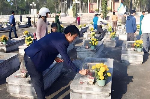 Quảng Ngãi: Nâng cấp, cải tạo nhiều nghĩa trang liệt sĩ