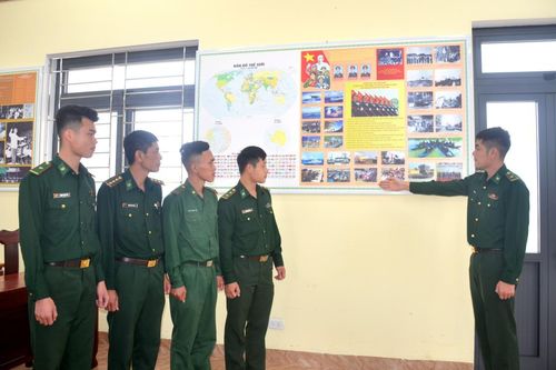 Đổi mới công tác giáo dục chính trị cho cán bộ, chiến sĩ trong BĐBP Thừa Thiên Huế