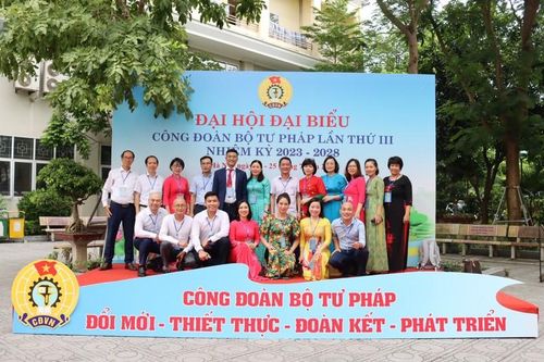 Phó Tổng Biên tập Báo Pháp luật Việt Nam Hà Ánh Bình được bầu làm Phó Chủ tịch Công đoàn Bộ Tư pháp