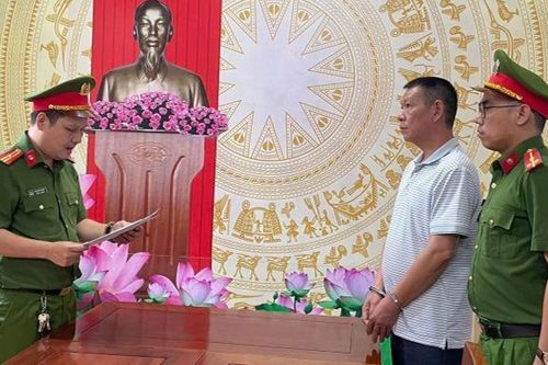 Ly kỳ lời khai của cặp vợ chồng lừa người thân quen hơn 15 tỷ đồng