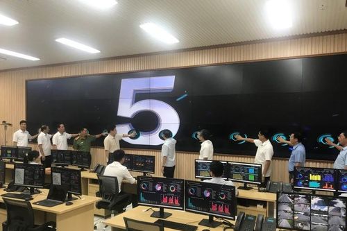 Khai trương Trung tâm điều hành thông minh tỉnh Hưng Yên