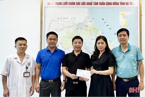 Ấm lòng những nghĩa cử dành cho bệnh nhân 'đặc biệt' ở Hà Tĩnh