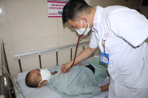 Những dấu hiệu ở người mắc sốt xuất huyết cần đến bệnh viện ngay