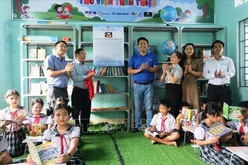 Tăng khả năng tiếp cận thông tin, tri thức cho đồng bào vùng sâu, vùng xa