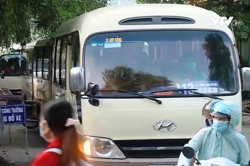 Siết chặt điều kiện vận hành đối với xe đưa đón học sinh