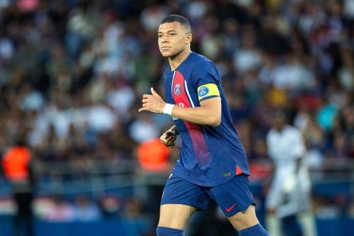 Mbappe từ chối lương 700 triệu euro/năm từ đại gia Ả Rập Saudi