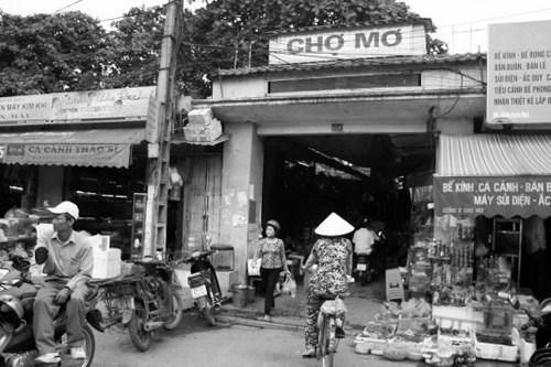Chợ truyền thống Hà Nội - Ký ức cũ trong nhịp sống hiện đại. Bài 2: Những mảnh ghép còn lại