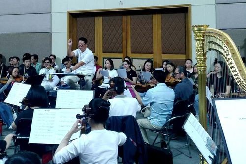 Nhạc trưởng Lê Phi Phi: Thả ước mơ Rock Symphony