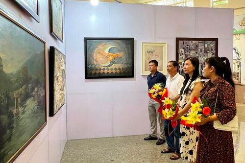 47 tranh, tượng chất lượng nghệ thuật sinh động được trưng bày tại Bảo tàng An Giang