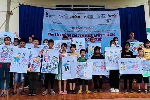 'Nói không với lao động trẻ em trong ngành cà phê'