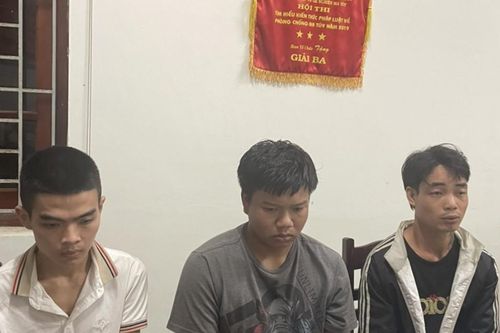 Mang Yang: Bắt giữ 3 đối tượng rủ nhau về làng sử dụng ma túy