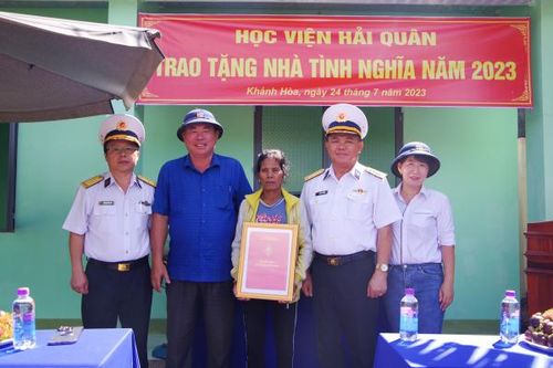 Học viện Hải quân tổ chức các hoạt động nhân dịp kỷ niệm 76 năm Ngày Thương binh - Liệt sĩ