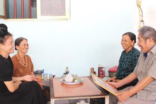 Tháng bảy về