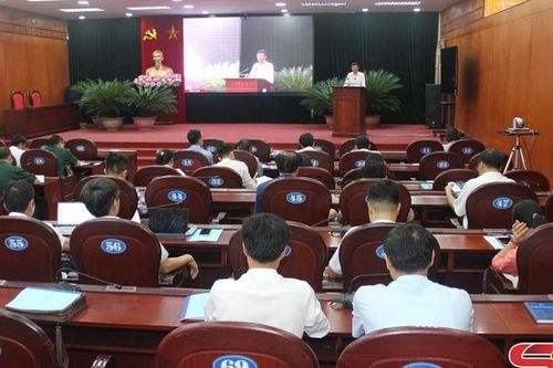 Hội nghị báo cáo viên Tỉnh ủy tháng 7/2023