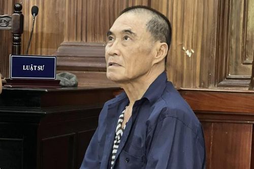 U80 đâm tình trẻ trọng thương để hả giận