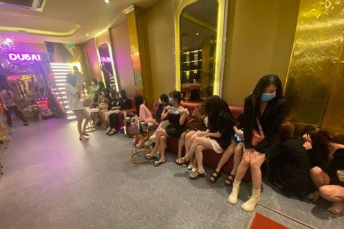 Nhiều sai phạm tại 5 cơ sở karaoke không phép ở trung tâm TP Hồ Chí Minh