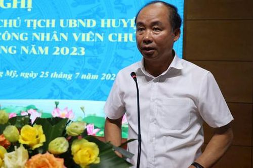 Chủ tịch UBND huyện Chương Mỹ đối thoại với 328 cán bộ công đoàn, công nhân