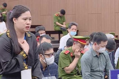 Những chiếc phong bì hối lộ và trách nhiệm công vụ