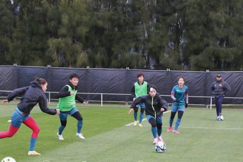 FIFA công bố tổ trọng tài điều khiển trận Việt Nam gặp Bồ Đào Nha