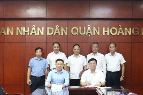 Báo Kinh tế & Đô thị ký kết chương trình phối hợp với quận Hoàng Mai