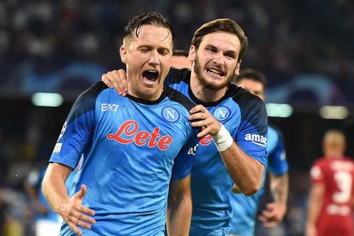 Napoli tự tin giữ chân các ngôi sao