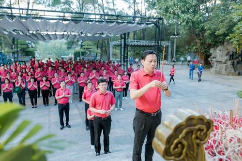 Tổng công ty Thuốc lá Việt Nam tri ân Anh hùng liệt sĩ, Mẹ Việt Nam anh hùng