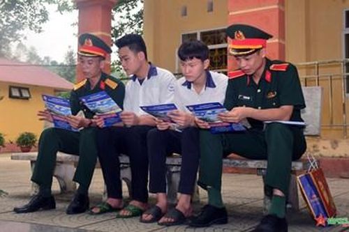 Làm gì để tăng cơ hội trúng tuyển vào các trường Quân đội?