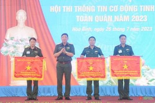 Bế mạc Hội thi thông tin cơ động tinh nhuệ toàn quân năm 2023