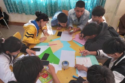 Vùng khó không làm khó được thầy trò