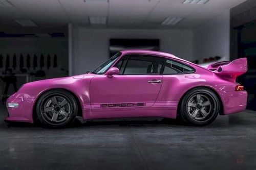 Độc lạ Porsche 911 đời 993 màu hồng bản độ Gunther Werks