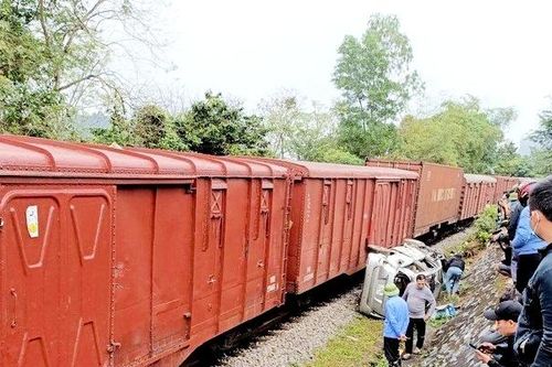 Kỳ 1: Quảng Bình: Ẩn họa từ 'điểm đen' đường ngang cắt qua đường sắt