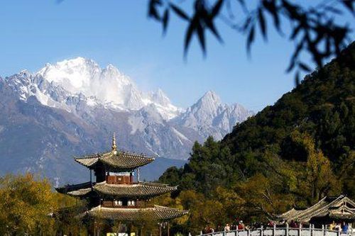 Công ty du lịch Trung Quốc cấm nhà báo mua tour?