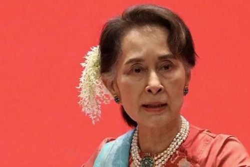 Quân đội Myanmar chuyển bà Aung San Suu Kyi từ nhà tù về quản thúc tại gia