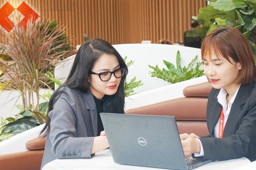 Techcombank thu hút 1,4 triệu khách hàng mới nửa đầu năm 2023