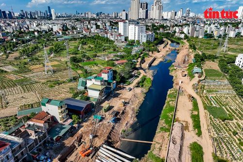 Dự án cứng hóa kênh La Khê vẫn ngổn ngang vì vướng giải phóng mặt bằng