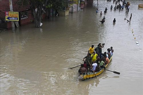 Ấn Độ: Nguy cơ mưa lớn gây thêm ngập lụt ở thủ đô New Delhi
