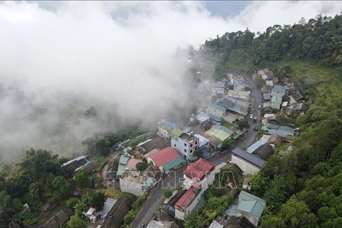 Nỗ lực 'giảm nghèo' về thông tin vùng đồng bào dân tộc thiểu số
