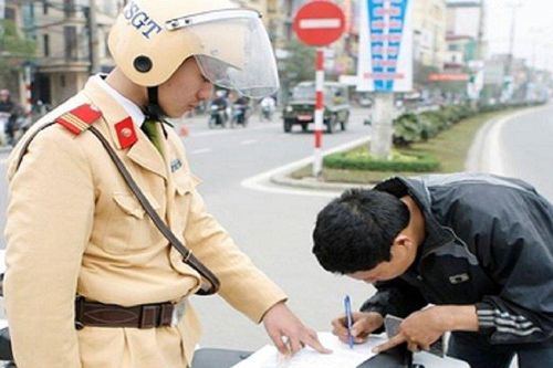 Những lỗi vi phạm CSGT được phạt tại chỗ, không cần lập biên bản