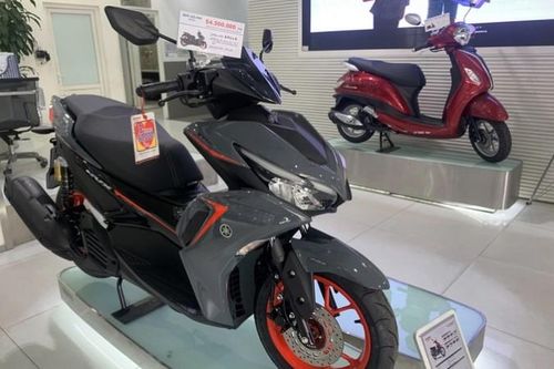 Tiêu thụ xe máy giảm mạnh, các hãng xe vẫn bán được hơn 1,2 triệu chiếc
