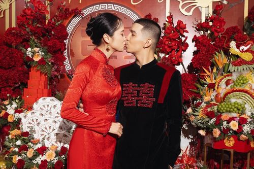 Lễ ăn hỏi Cường Seven - Vũ Ngọc Anh: Cô dâu xúc động, gia đình mong có cháu bồng
