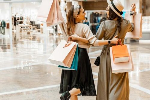 Lạm phát lối sống - tình trạng nhiều người đang gặp phải dẫn đến việc chi tiêu mất kiểm soát