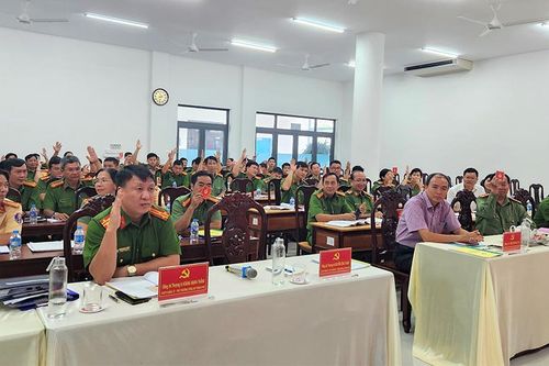 Đảng ủy Công an TP. Châu Đốc kiểm điểm giữa nhiệm kỳ thực hiện Nghị quyết Đại hội Đảng bộ nhiệm kỳ 2020 - 2025