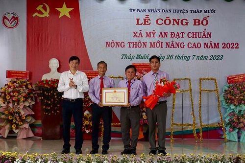 Xã Mỹ An công bố đạt chuẩn xã nông thôn mới nâng cao