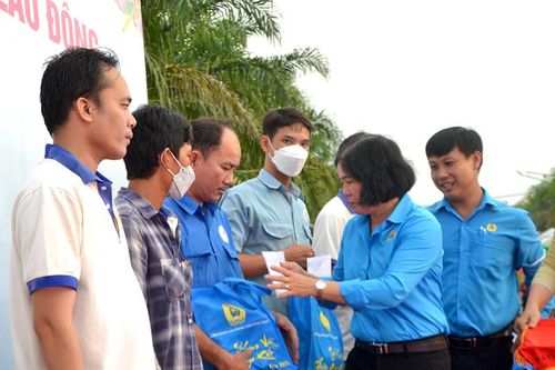 Điểm sáng chăm lo người lao động Đất Sen hồng