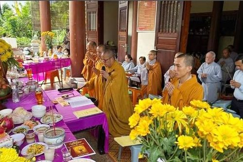 Cầu siêu anh linh các Anh hùng liệt sĩ ở Chư Pah