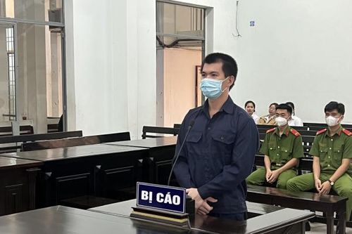 Vào tù vì trả thù cho vợ bằng… dao