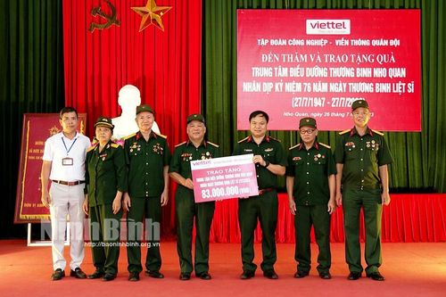 Viettel Ninh Bình thăm, tặng quà tại Trung tâm Điều dưỡng thương binh Nho Quan