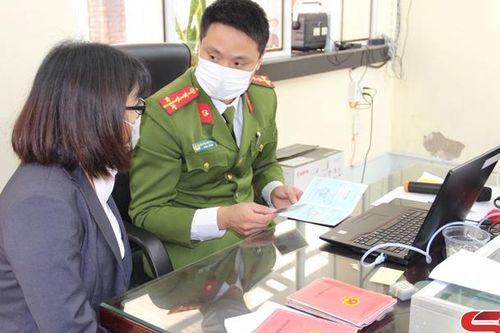 Công an Sơn La đẩy mạnh triển khai dịch vụ công trực tuyến