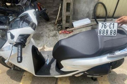 Thợ sửa xe máy bấm biển cho Honda SH trúng 'ngũ quý 8'